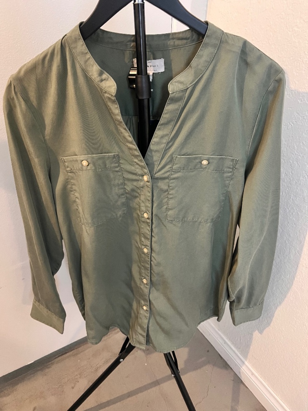 Lucky Brand NWT Olive Green Pocket Front Blouse | Size Small